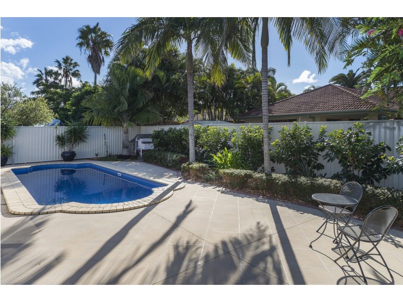 44a Sickle Avenue, Hope Island QLD 4212