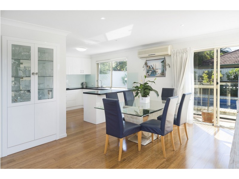 44a Sickle Avenue, Hope Island QLD 4212