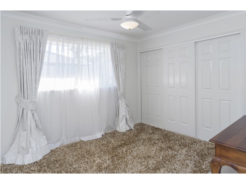 44a Sickle Avenue, Hope Island QLD 4212