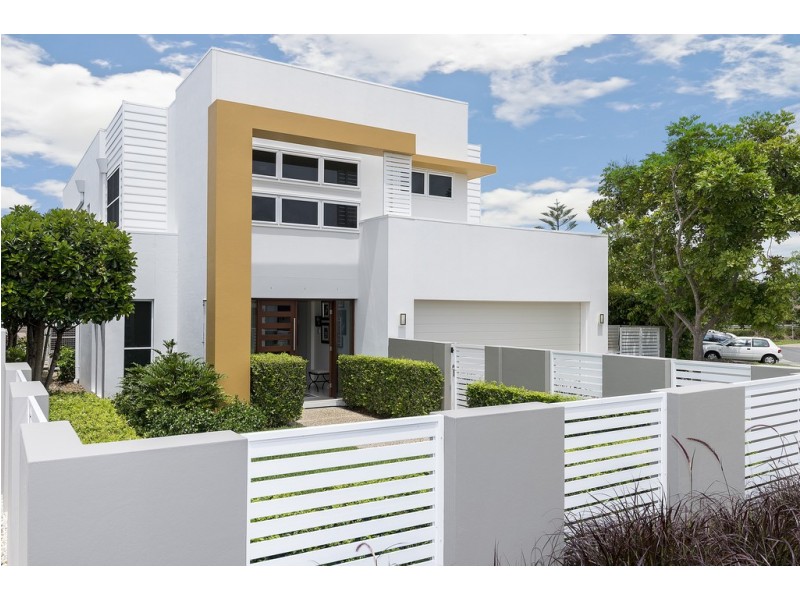 1 Onshore Place, Helensvale QLD 4212