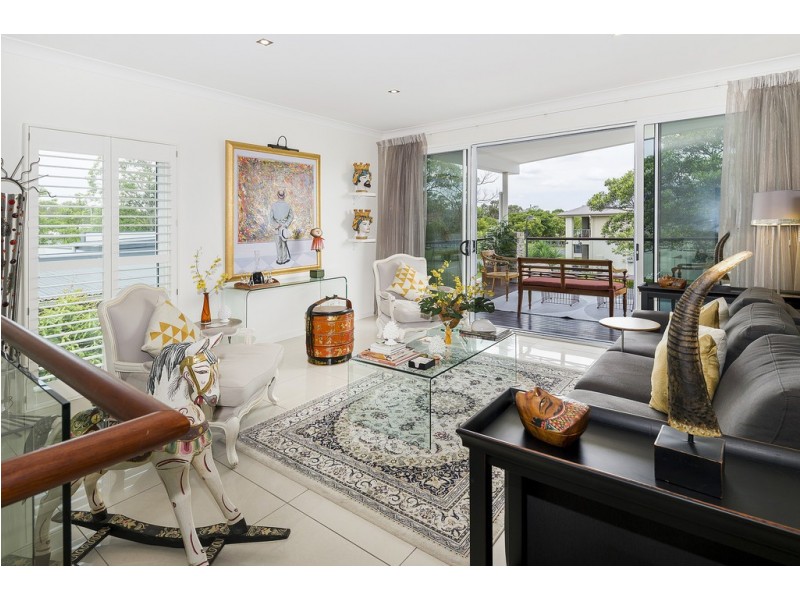 1 Onshore Place, Helensvale QLD 4212