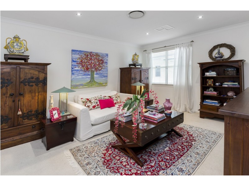 1 Onshore Place, Helensvale QLD 4212