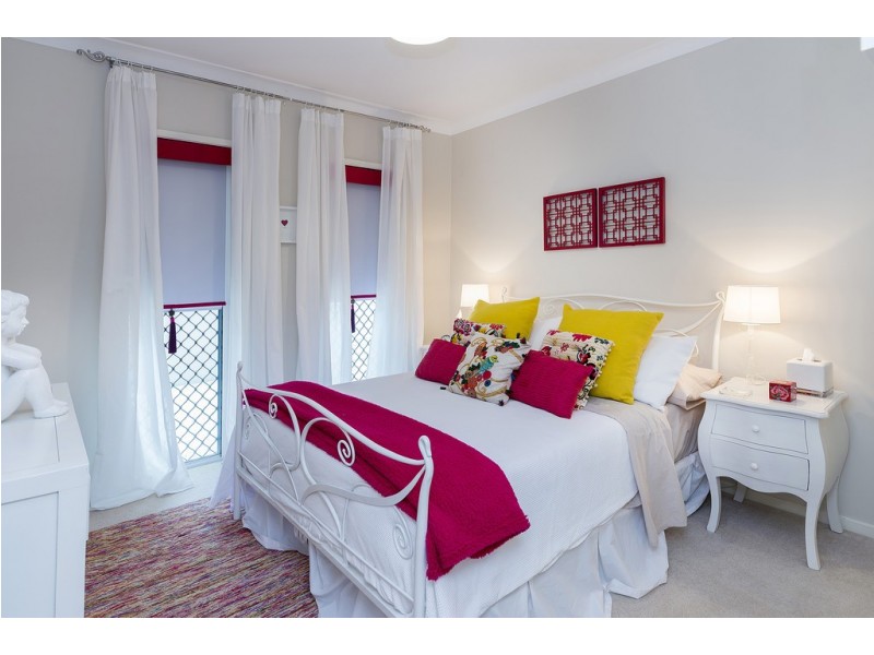 1 Onshore Place, Helensvale QLD 4212