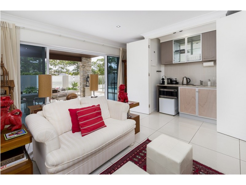 1 Onshore Place, Helensvale QLD 4212