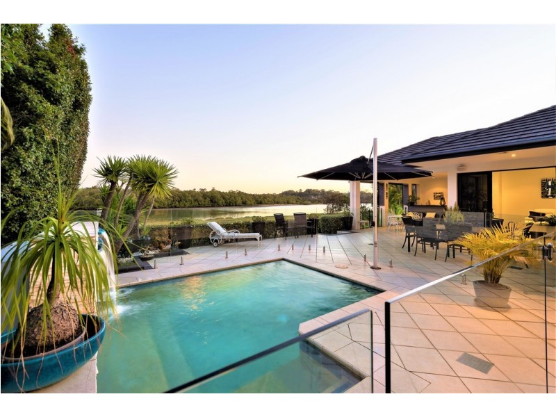 15 Brindabella Close, Coomera Waters QLD 4209