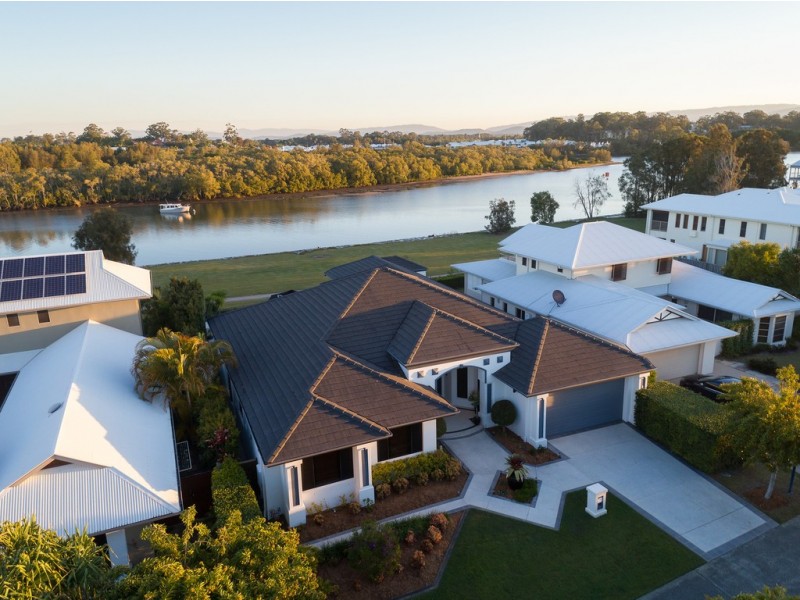 15 Brindabella Close, Coomera Waters QLD 4209