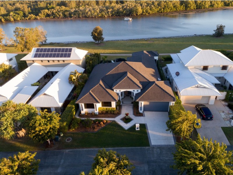 15 Brindabella Close, Coomera Waters QLD 4209