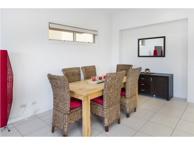 6095 Lugano Drive, Hope Island QLD 4212