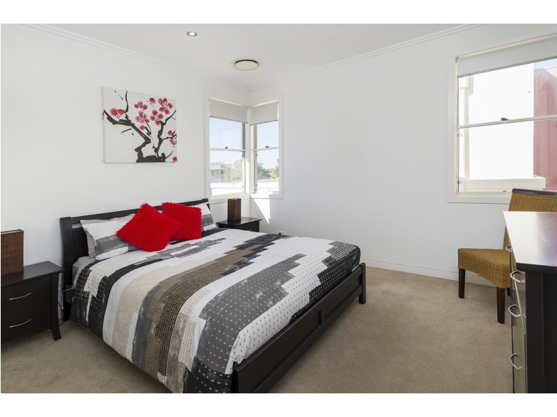 6095 Lugano Drive, Hope Island QLD 4212