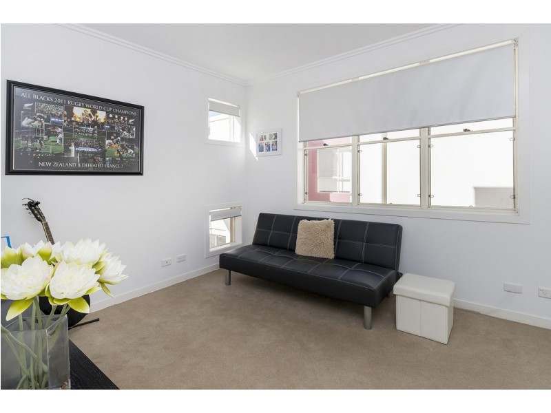 6095 Lugano Drive, Hope Island QLD 4212