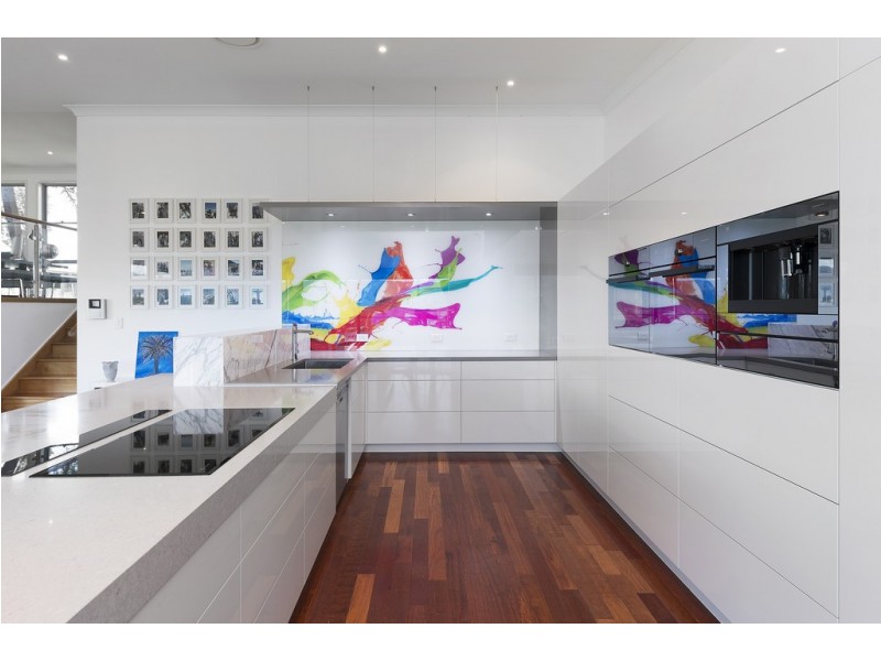 9 Huntington Drive, Maudsland QLD 4210