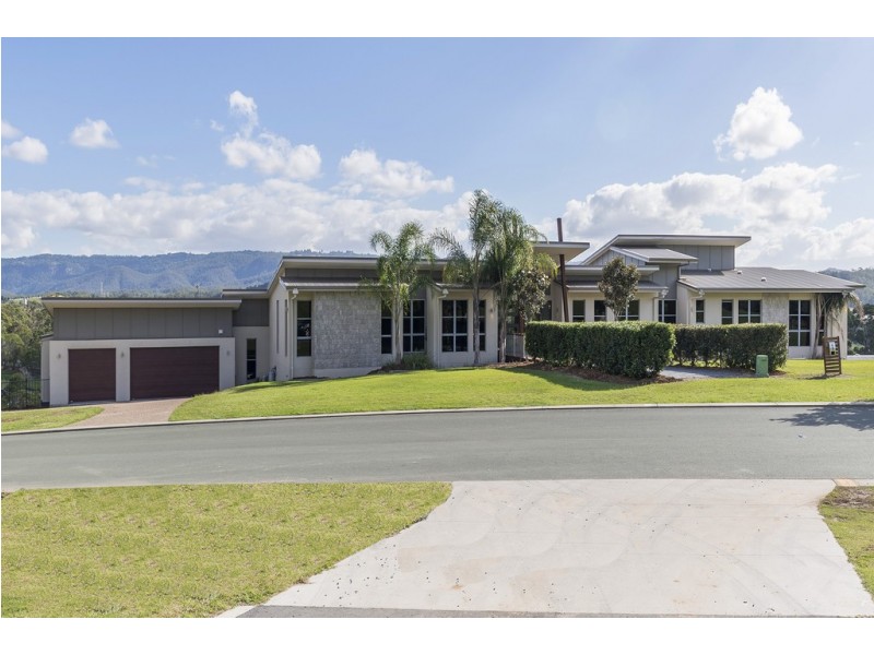 9 Huntington Drive, Maudsland QLD 4210