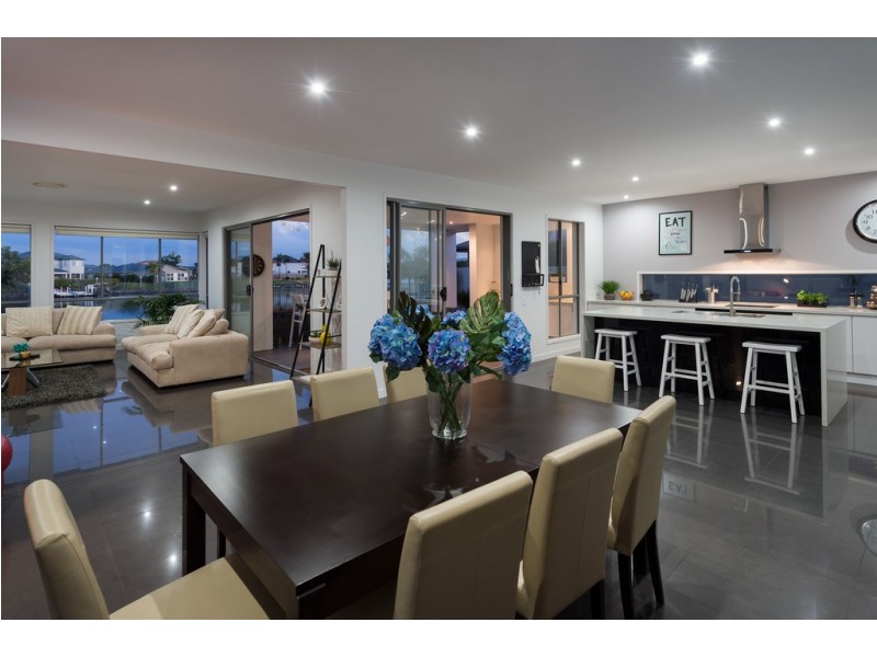 124 The Peninsula, Helensvale QLD 4212