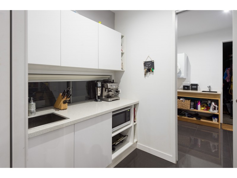 124 The Peninsula, Helensvale QLD 4212