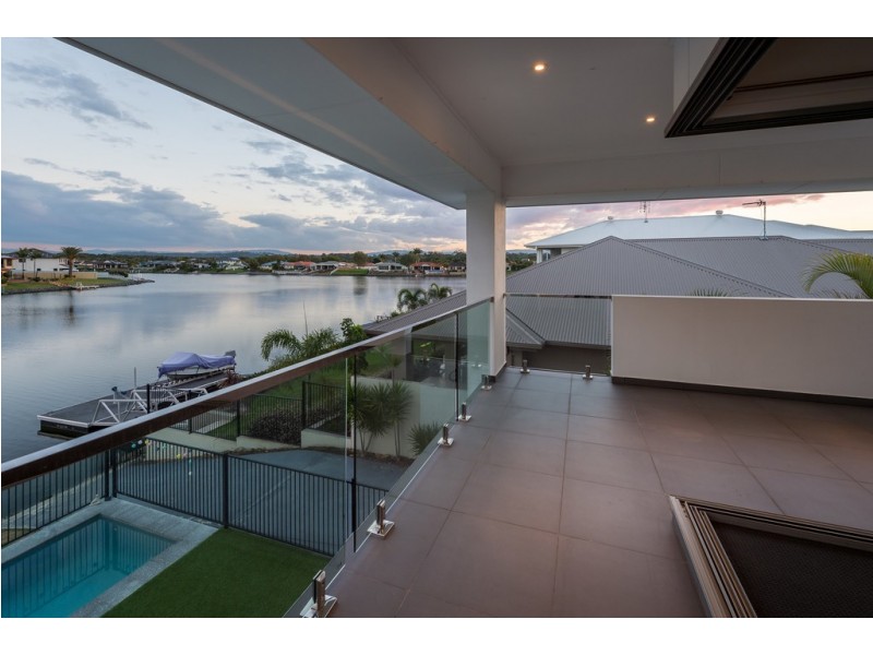 124 The Peninsula, Helensvale QLD 4212