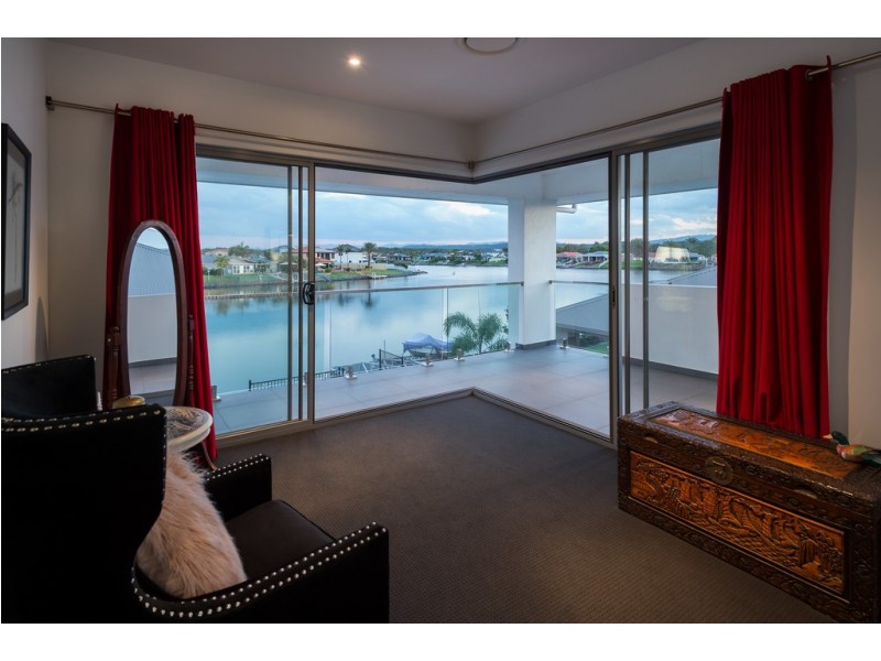 124 The Peninsula, Helensvale QLD 4212