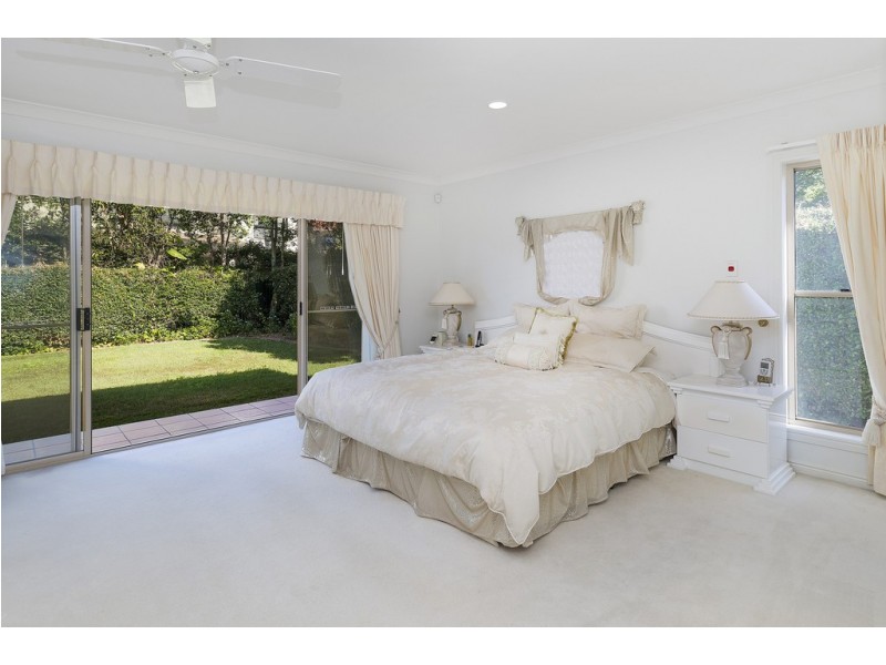 1604 Rosebank Way, Hope Island QLD 4212