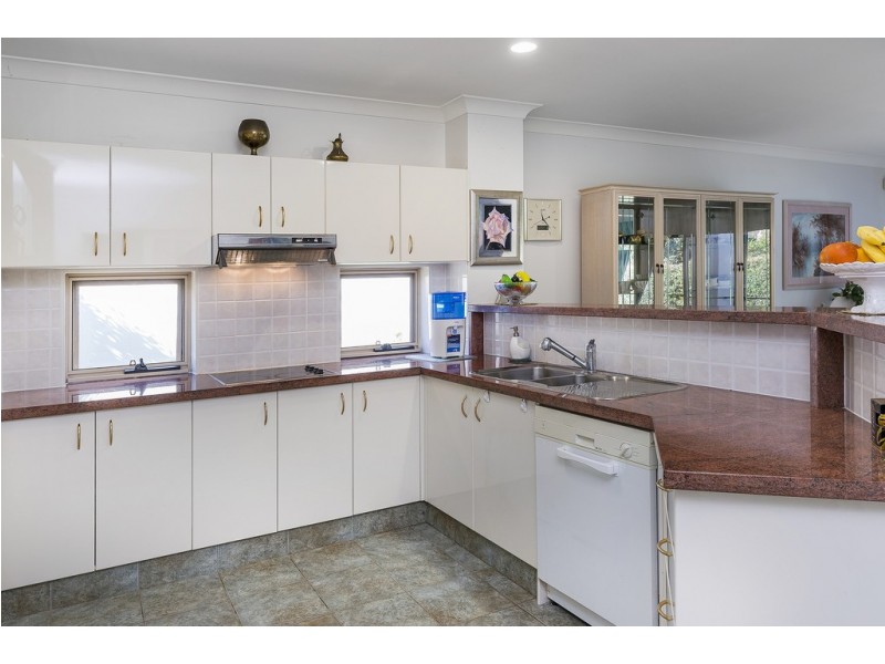 1604 Rosebank Way, Hope Island QLD 4212