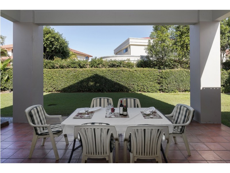 1604 Rosebank Way, Hope Island QLD 4212