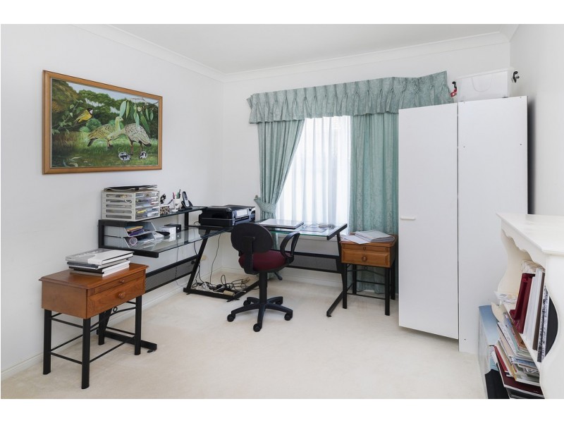 1604 Rosebank Way, Hope Island QLD 4212