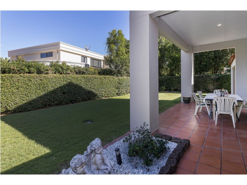 1604 Rosebank Way, Hope Island QLD 4212