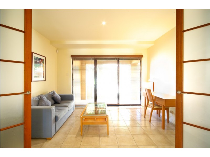 3264 Palladian Drive, Hope Island QLD 4212