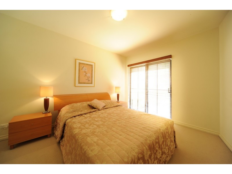 3264 Palladian Drive, Hope Island QLD 4212