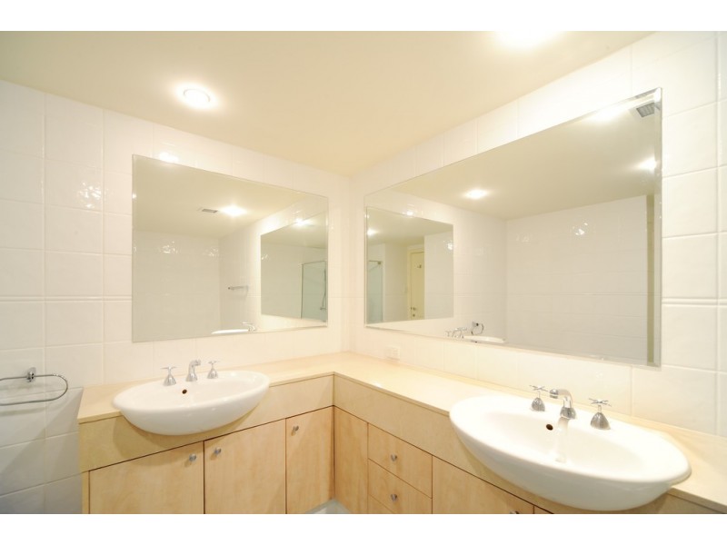 3264 Palladian Drive, Hope Island QLD 4212