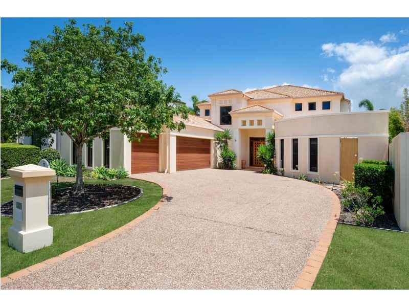 1673 Riverdale Drive, Hope Island QLD 4212