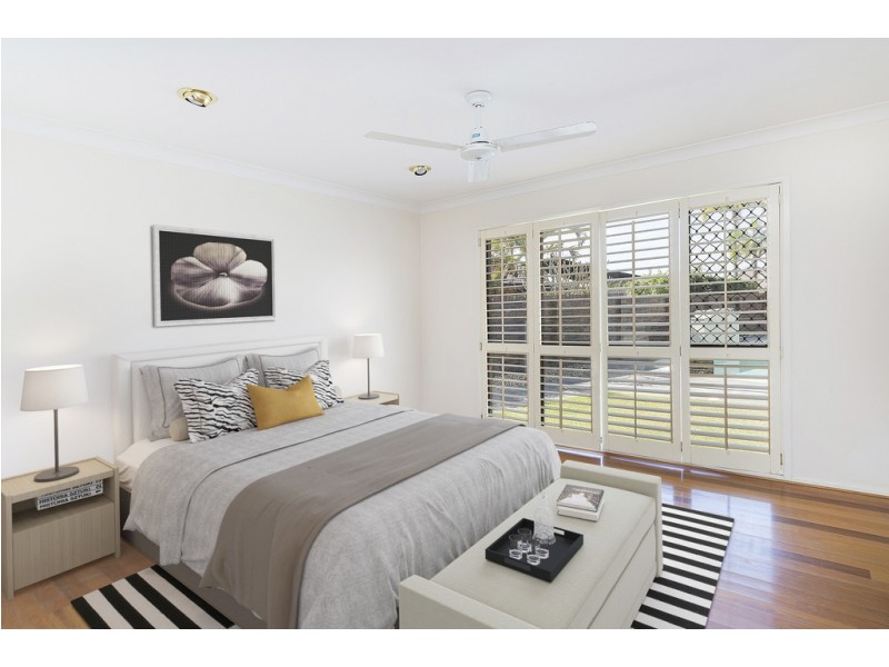 19 Kikori Crescent, Runaway Bay QLD 4216