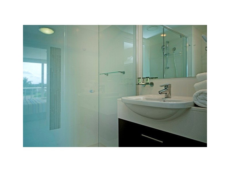 1317/2 Activa Way, Hope Island QLD 4212