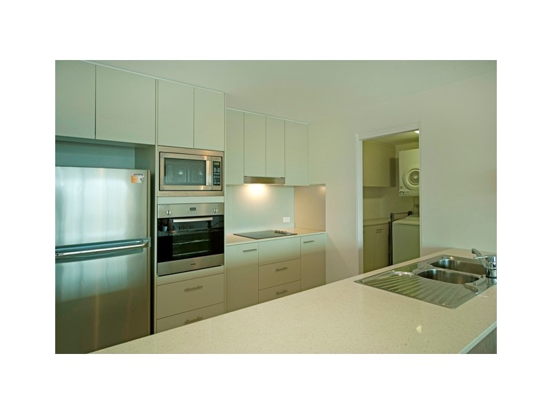 1317/2 Activa Way, Hope Island QLD 4212