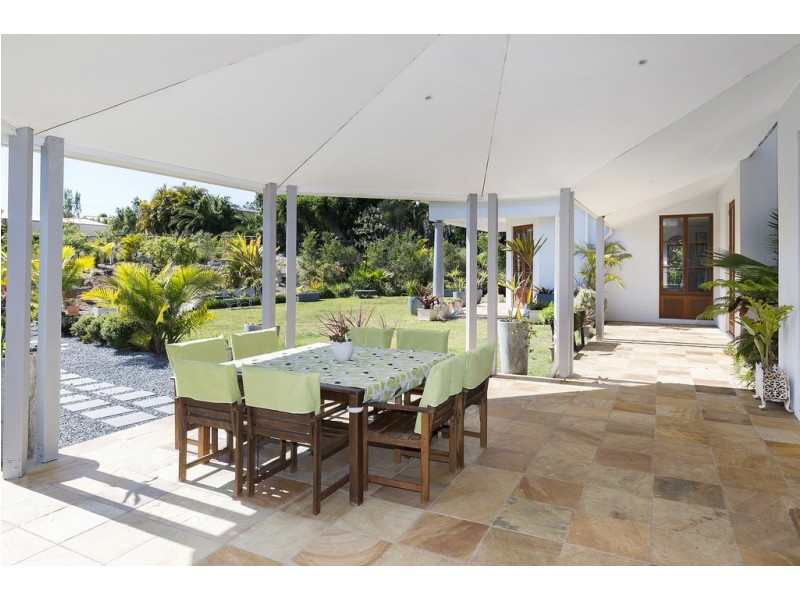 2 Ginger Rogers Road, Maudsland QLD 4210