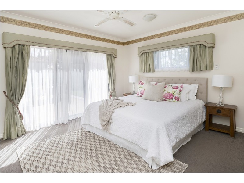 2006 Gracemere Gardens Circuit, Hope Island QLD 4212