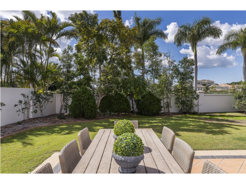 2006 Gracemere Gardens Circuit, Hope Island QLD 4212