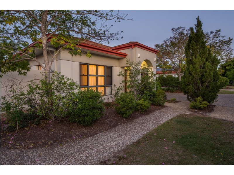 2006 Gracemere Gardens Circuit, Hope Island QLD 4212