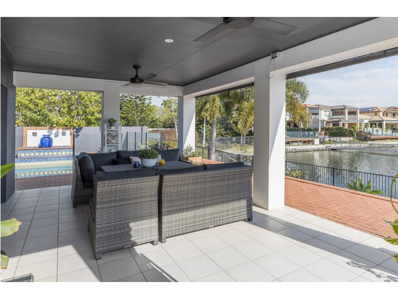 4 Sabrina Avenue, Helensvale QLD 4212