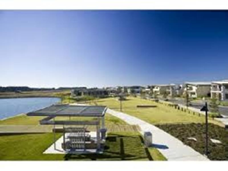 35 North Quay Circuit, Hope Island QLD 4212