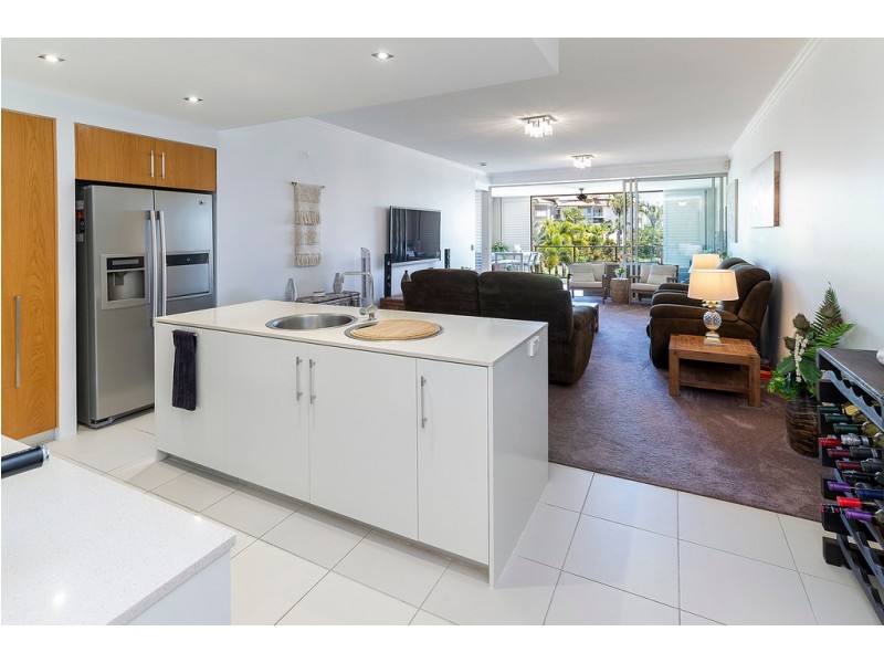 1707/1 Rialto Quay Dr, Hope Island QLD 4212