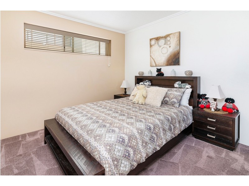 1707/1 Rialto Quay Dr, Hope Island QLD 4212