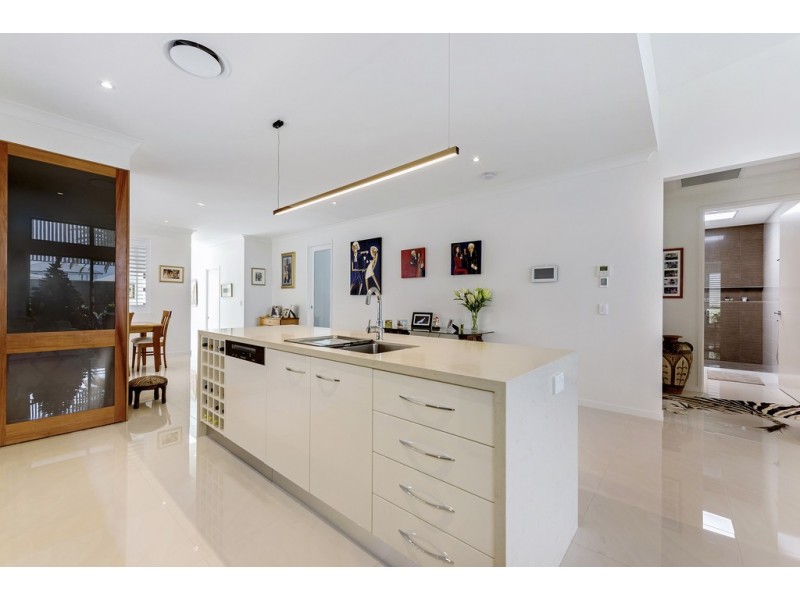 3/11 Grant Avenue, Hope Island QLD 4212