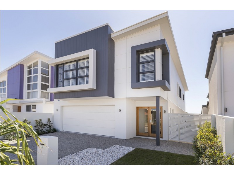76 North Quay Circuit, Hope Island QLD 4212