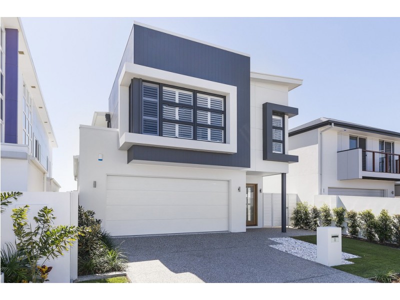 76 North Quay Circuit, Hope Island QLD 4212