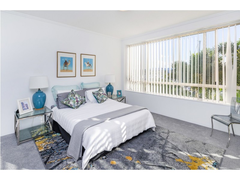 1796/1 Rialto Quay Drive, Hope Island QLD 4212