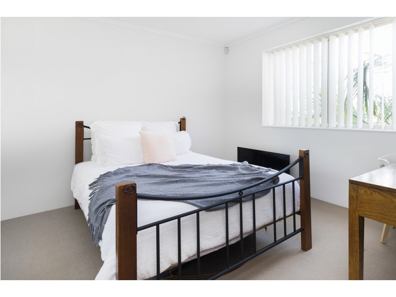 1796/1 Rialto Quay Drive, Hope Island QLD 4212