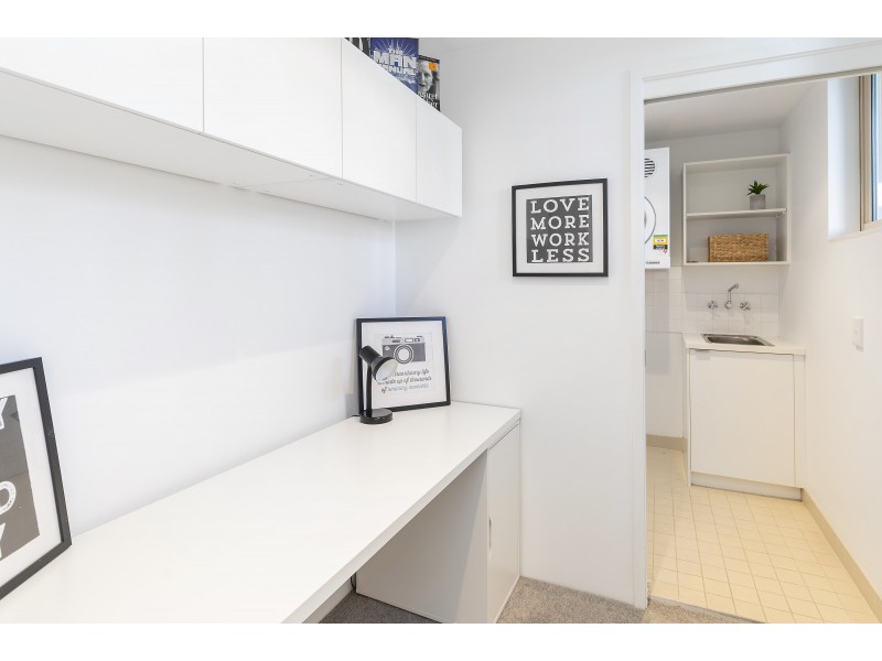 1796/1 Rialto Quay Drive, Hope Island QLD 4212