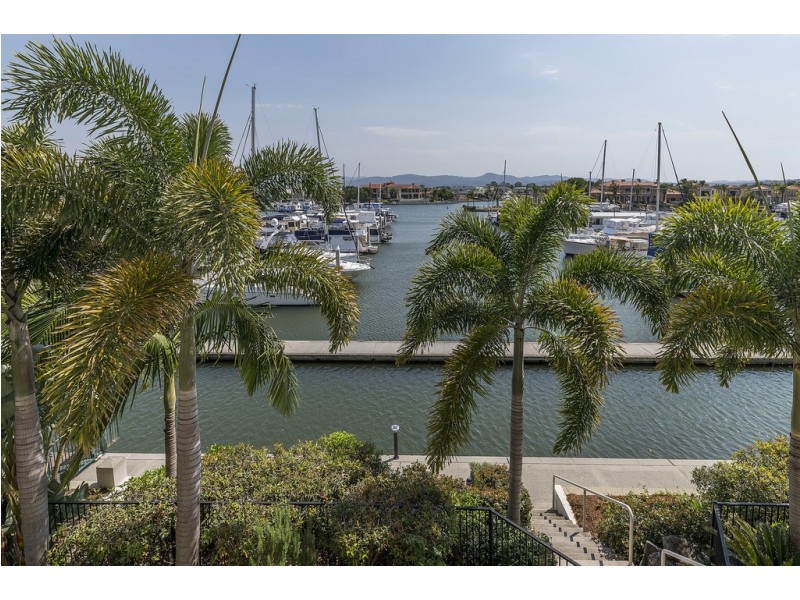1796/1 Rialto Quay Drive, Hope Island QLD 4212