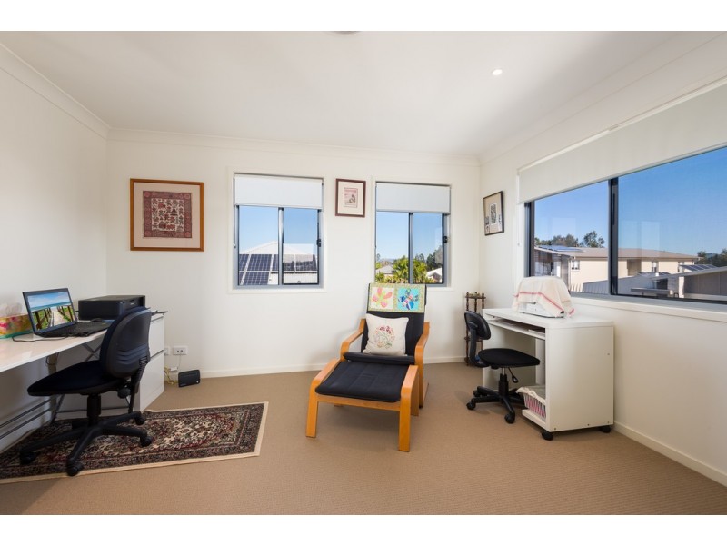 52/1 Halcyon Way, Hope Island QLD 4212