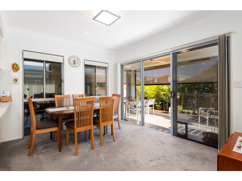 52/1 Halcyon Way, Hope Island QLD 4212