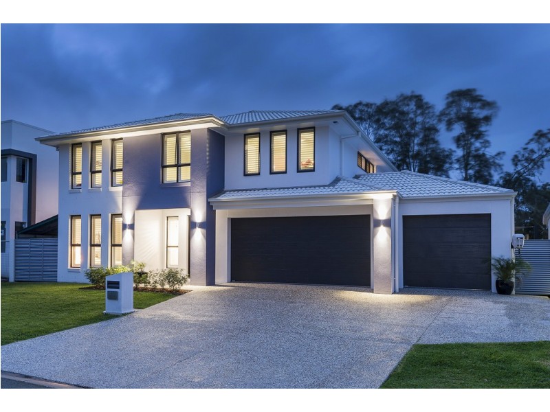 12 Waterside Esplanade, Helensvale QLD 4212